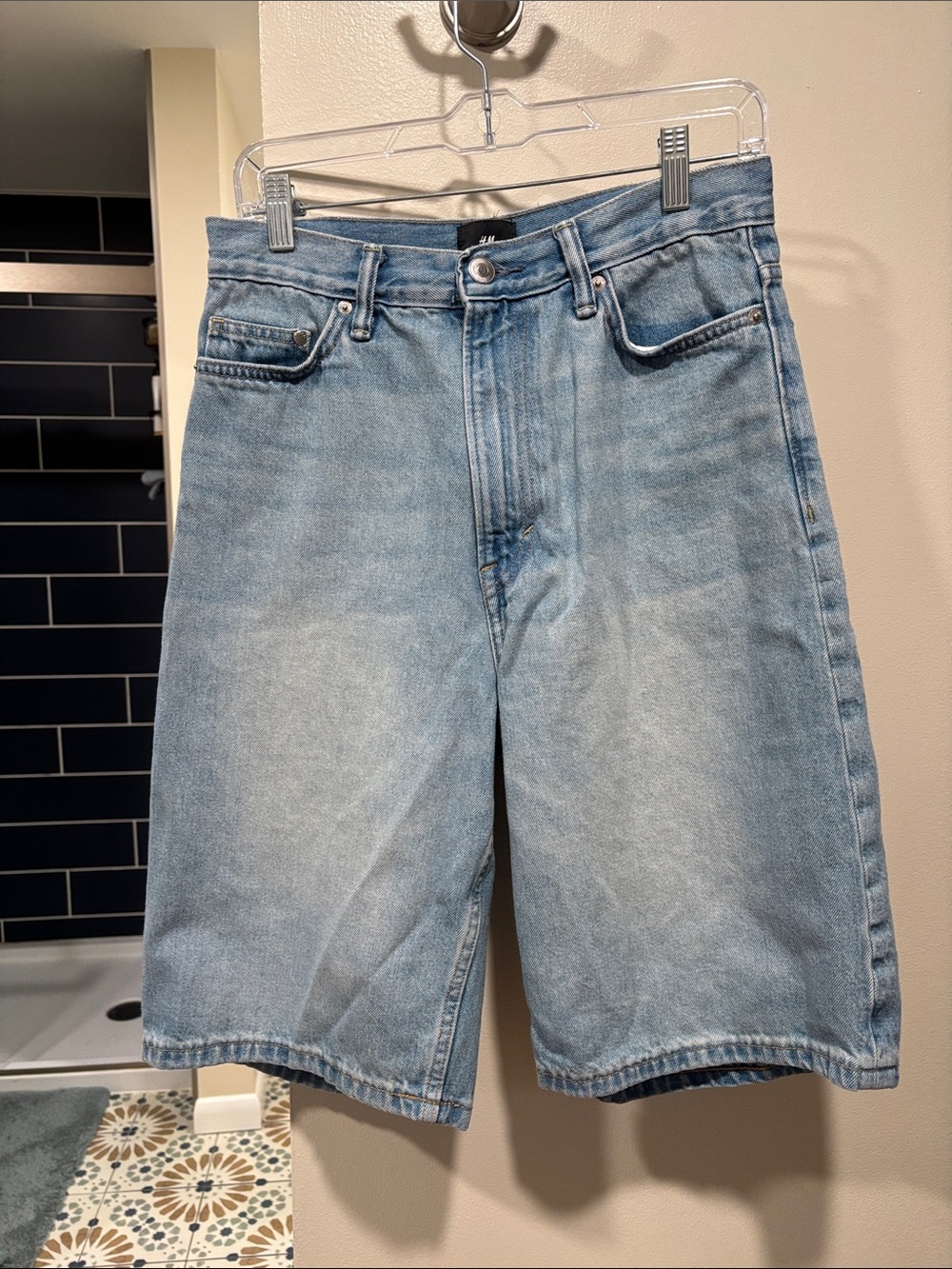 H&M Men's Washed Light Blue Denim Jean Shorts
